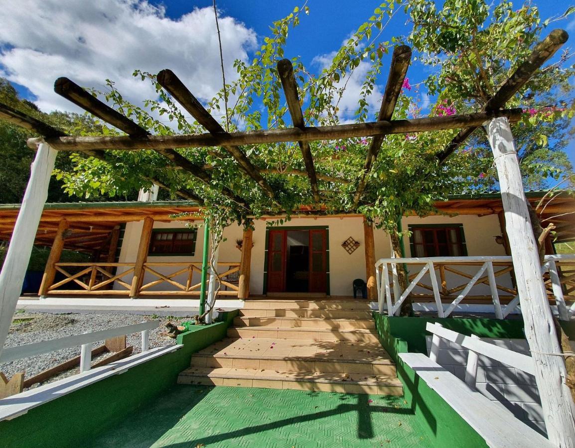 Sítio Pedacinho do Céu na Serra Catarinense Rancho Queimado Esterno foto